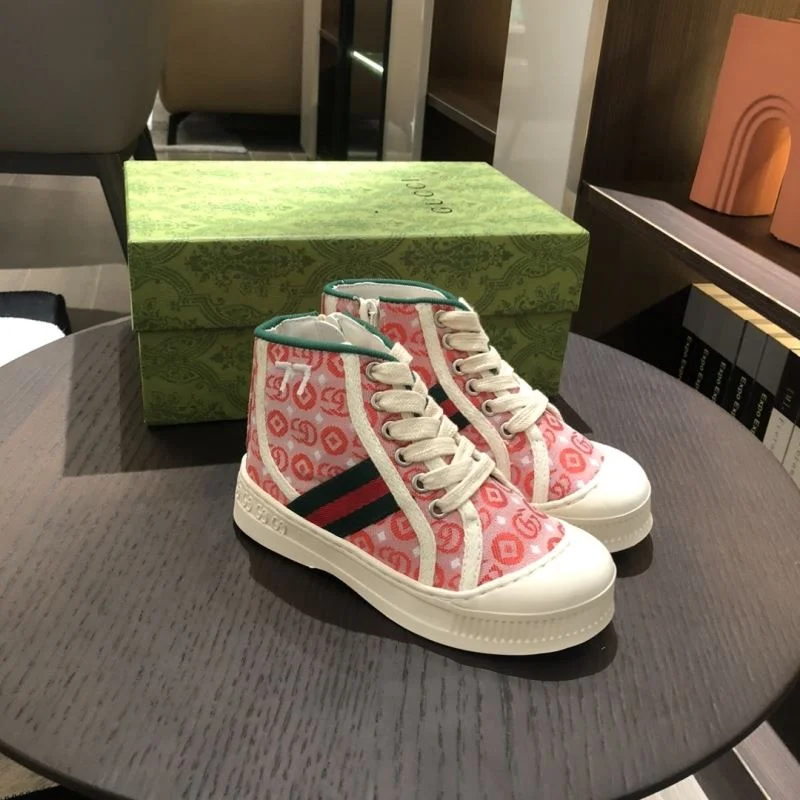 GUCCI SHOES DailyWear 30220