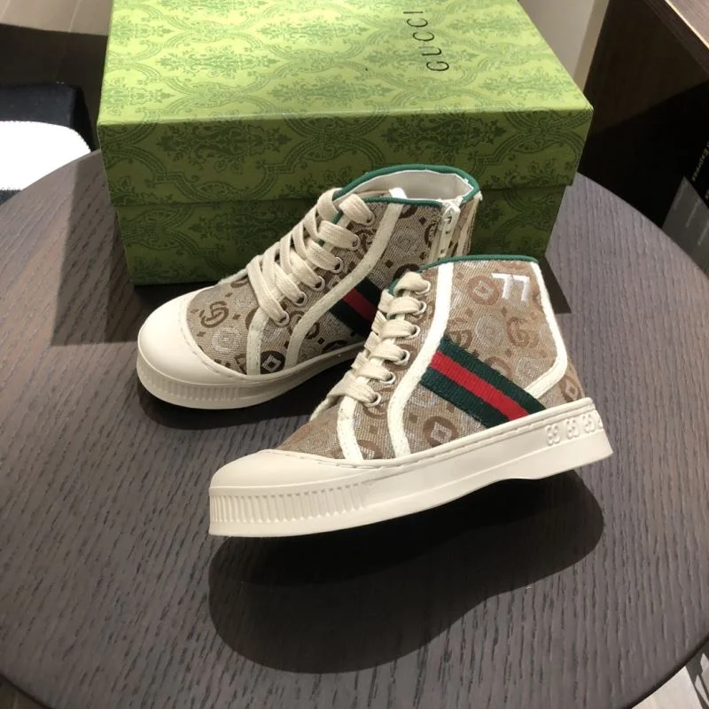 Youthful GUCCI SHOES 30204