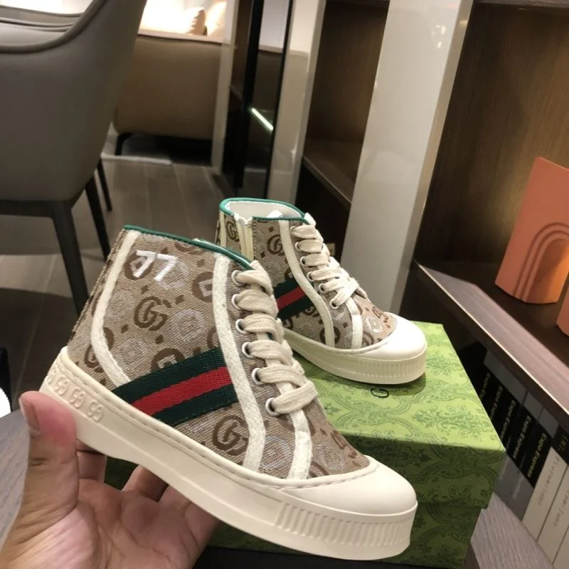 Youthful GUCCI SHOES 30204