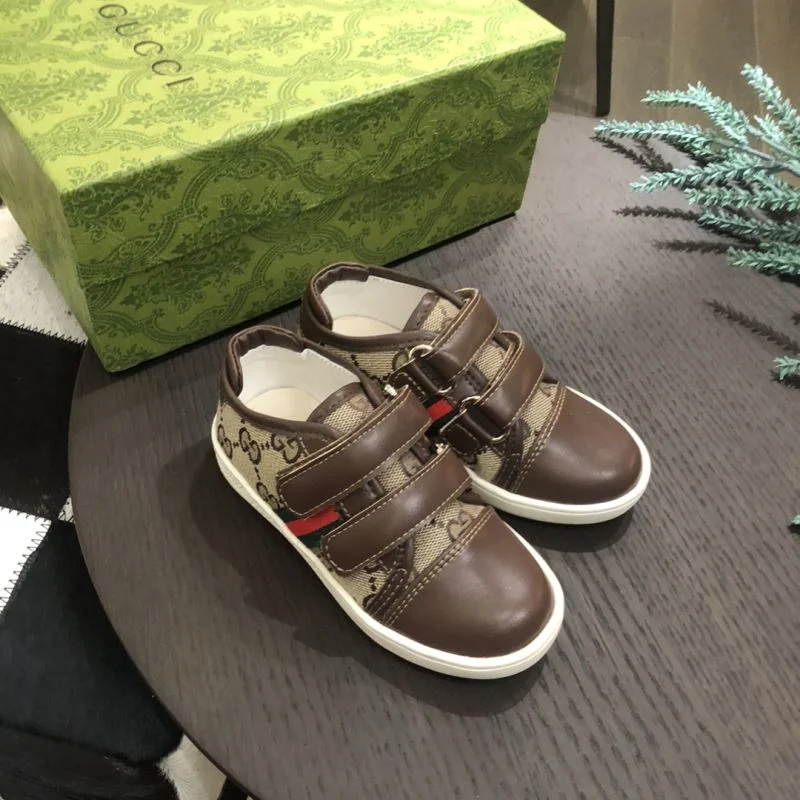 GUCCI SHOES WaterResistant 30216