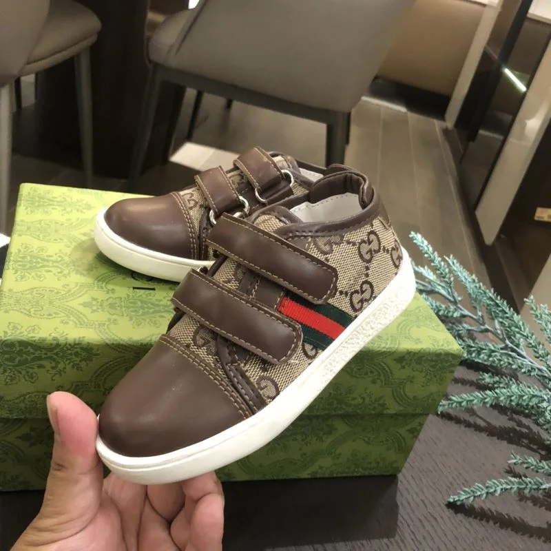 GUCCI SHOES WaterResistant 30216