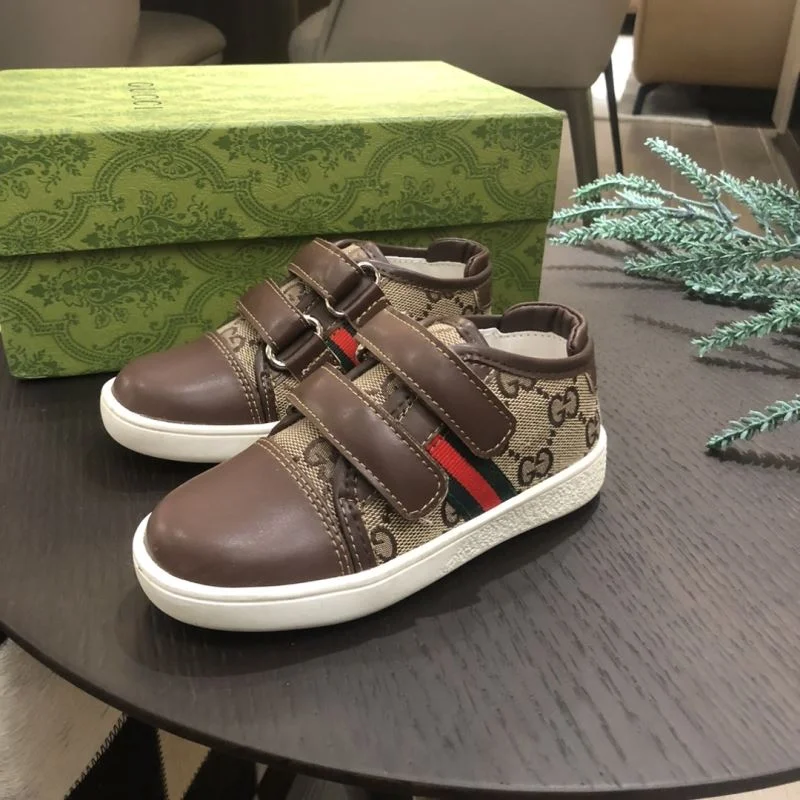 GUCCI SHOES WaterResistant 30216