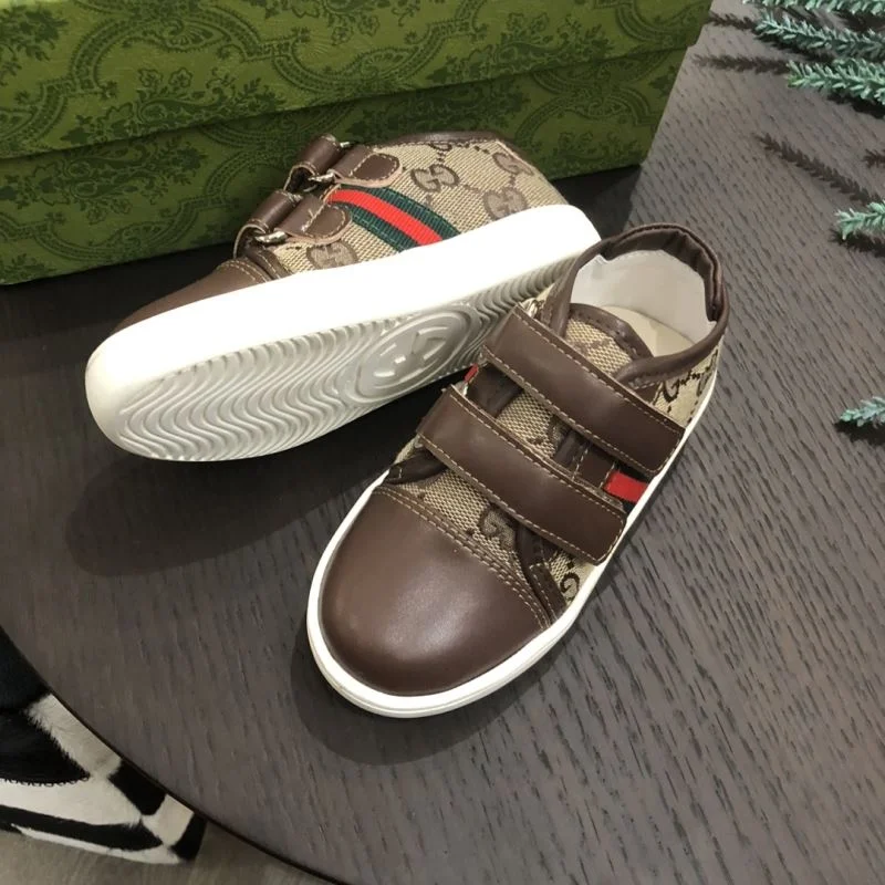 GUCCI SHOES WaterResistant 30216