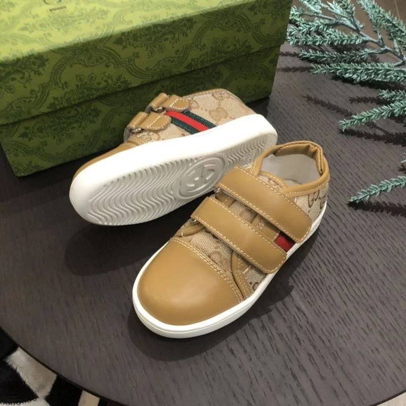 GUCCI SHOES WeatherProof 30202