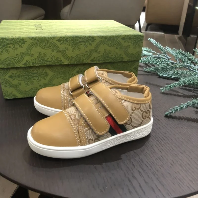 GUCCI SHOES WeatherProof 30202