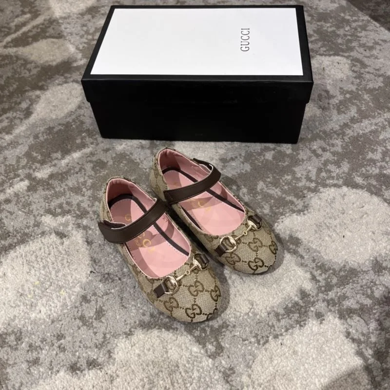 GUCCI SHOES Colorful 30200