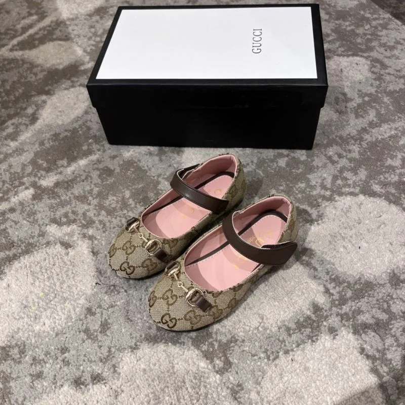 GUCCI SHOES Colorful 30200
