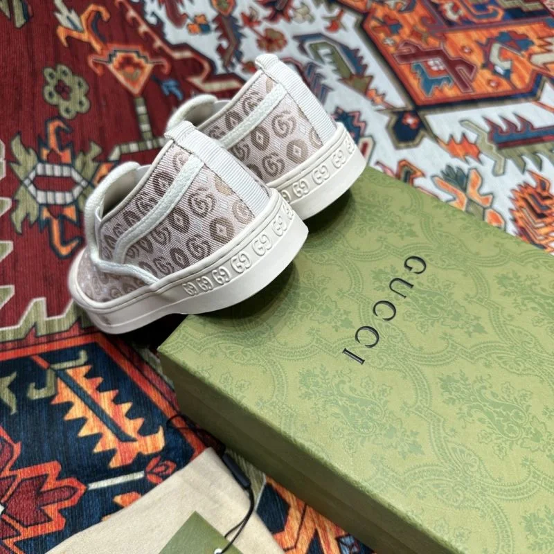 Seasonal GUCCI SHOES 30184