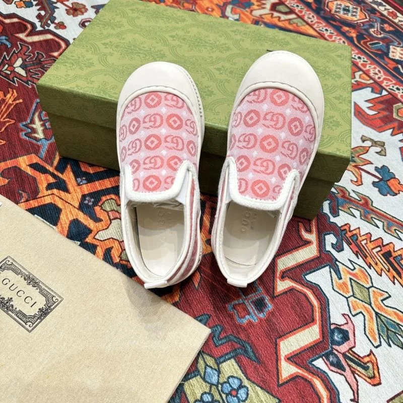 GUCCI SHOES Refined 30181