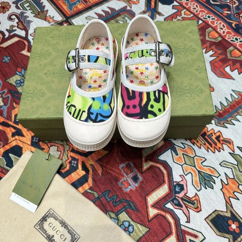 Contemporary GUCCI SHOES 30179