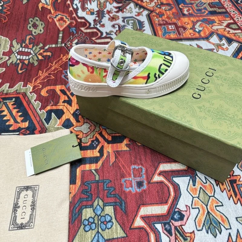 Contemporary GUCCI SHOES 30179