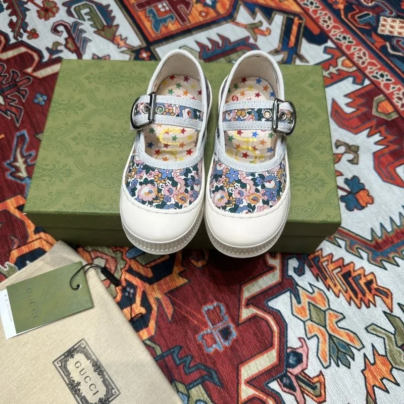 GUCCI SHOES MultiPurpose 30165