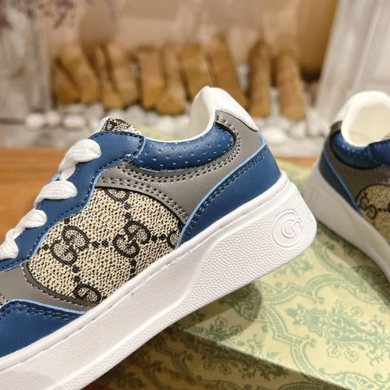 ZipUp GUCCI SHOES 30068