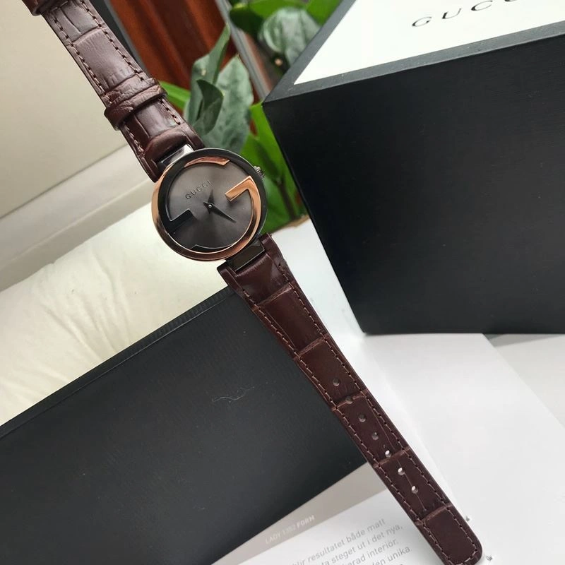 GUCCI Watches Trendsetting 183484