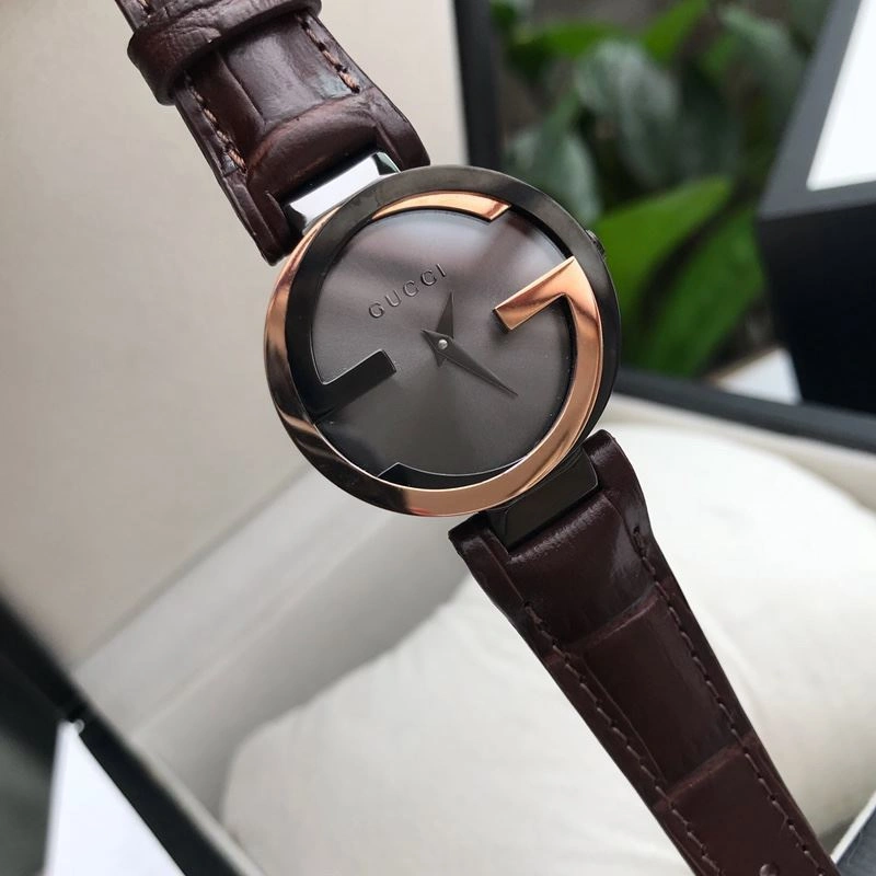 GUCCI Watches Trendsetting 183484