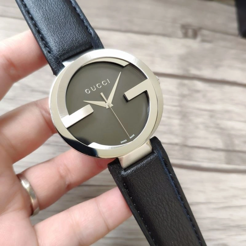 GUCCI Watches FashionForward 183474