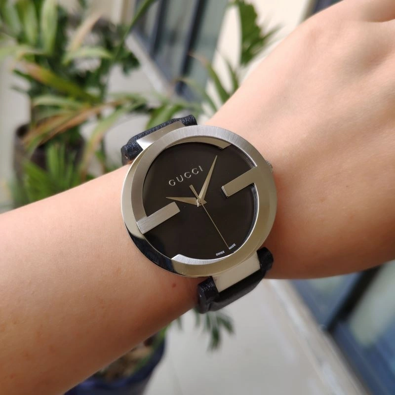 GUCCI Watches FashionForward 183474
