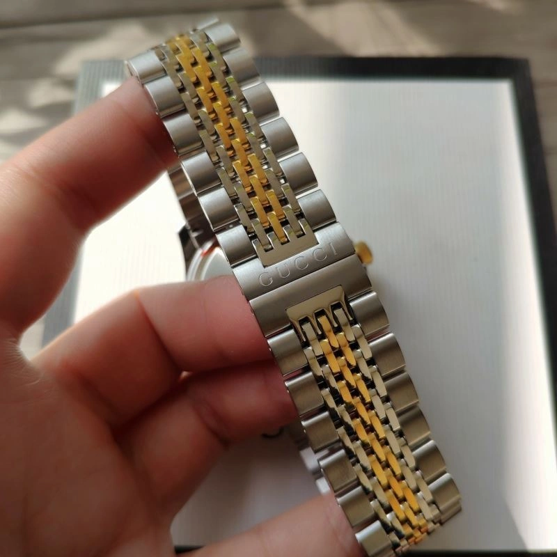 Unique GUCCI Watches 183460