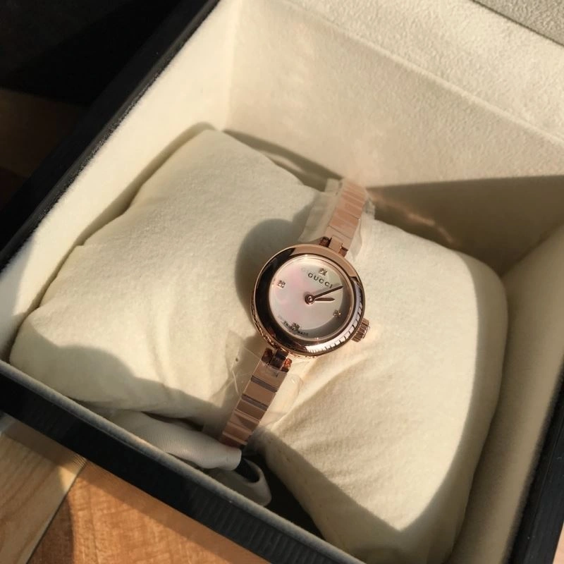 FastDry GUCCI Watches 183447