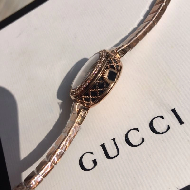 GUCCI Watches Sophisticated 183426