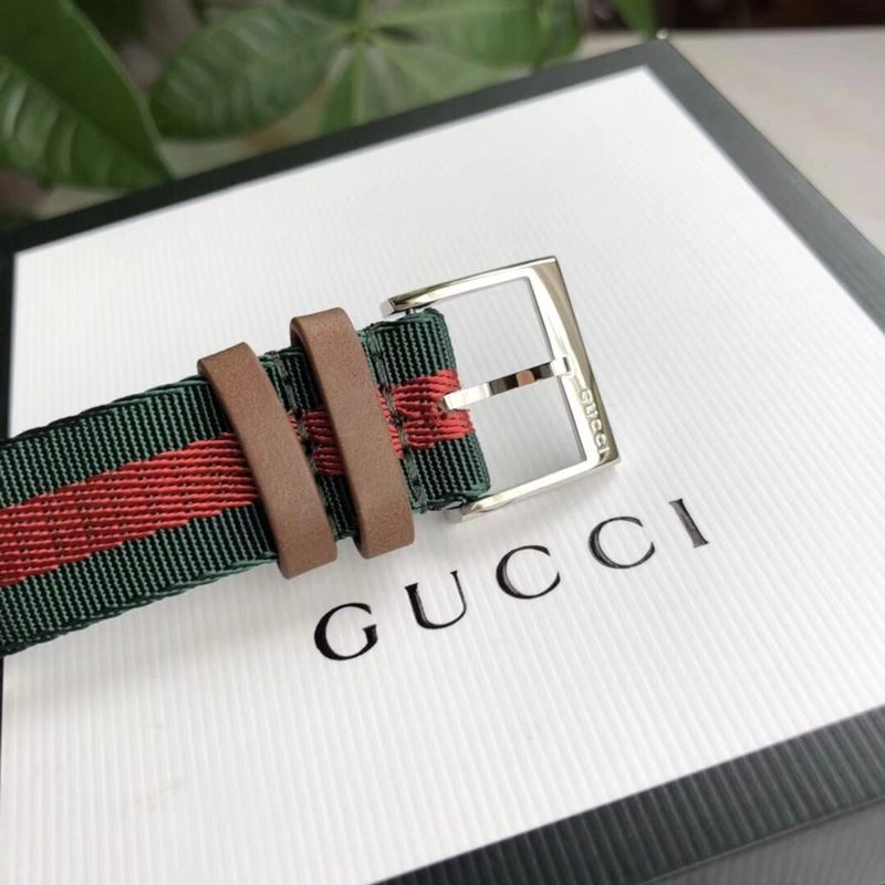 GUCCI Watches Durable 183428