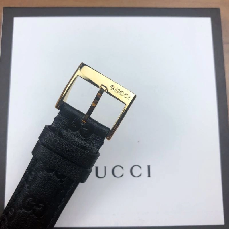 GUCCI Watches Compact 183423
