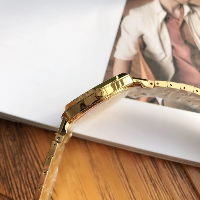 Casual GUCCI Watches 183416