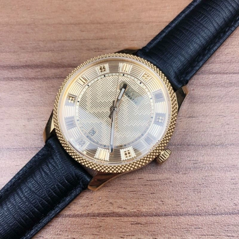 Minimalist GUCCI Watches 183403