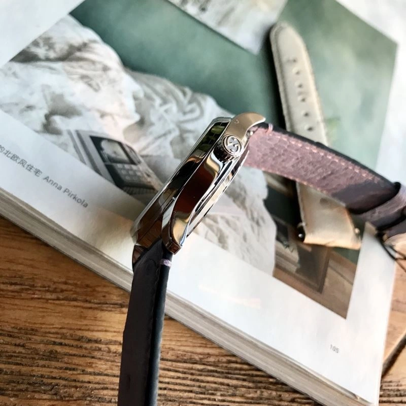 ZeroBulk GUCCI Watches 183412