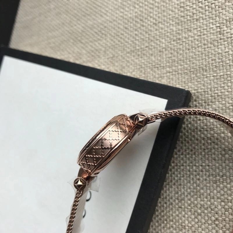EyeCatching GUCCI Watches 183398