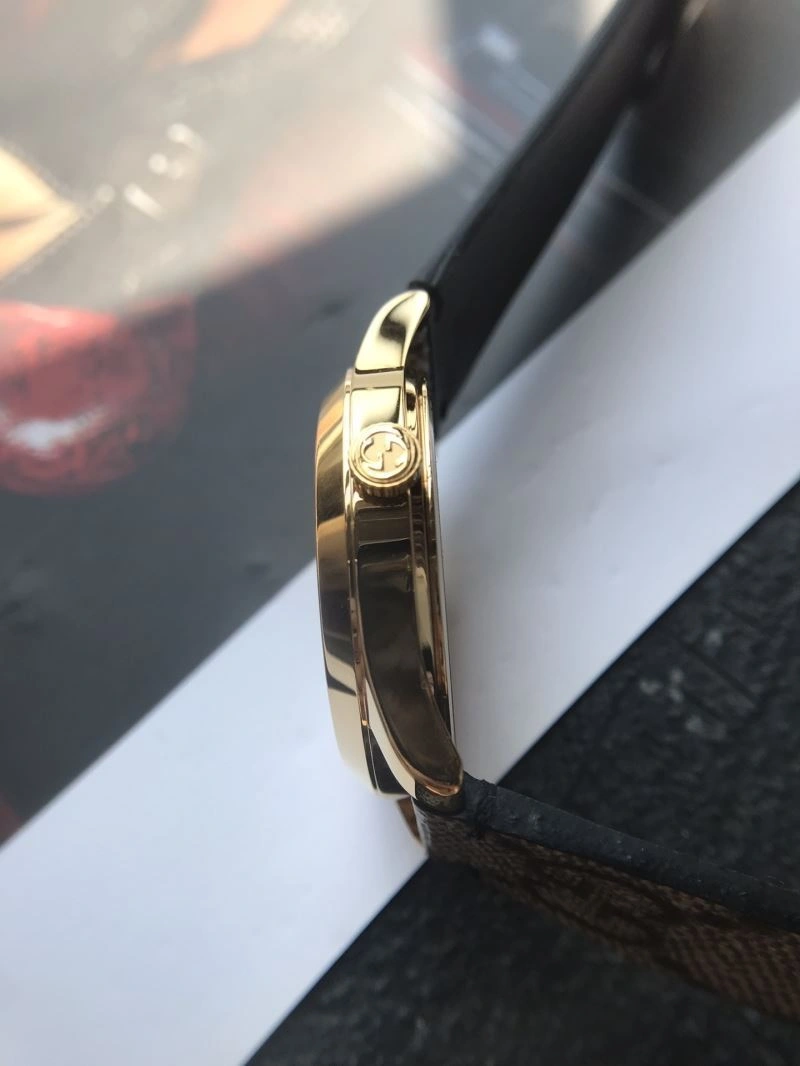 GUCCI Watches UrbanStyle 183402