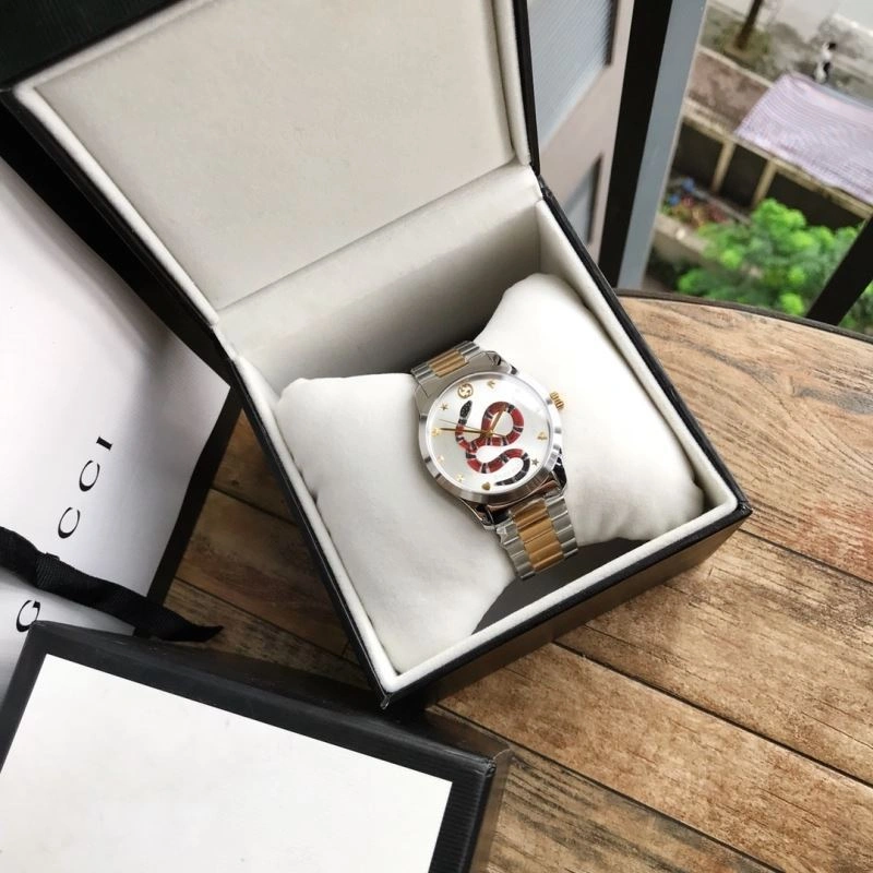 Flexible GUCCI Watches 183393