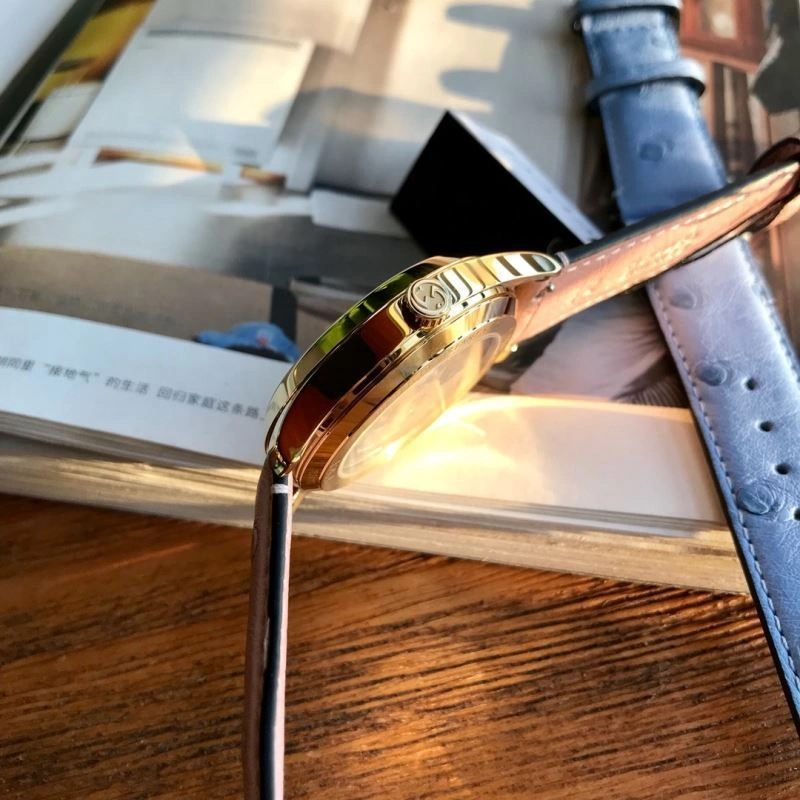 GUCCI Watches Modern 183363
