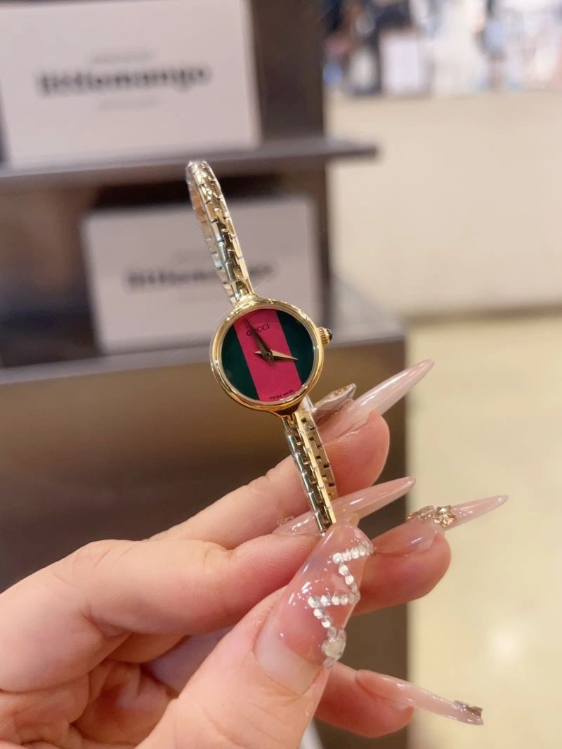 Classic GUCCI Watches 183358