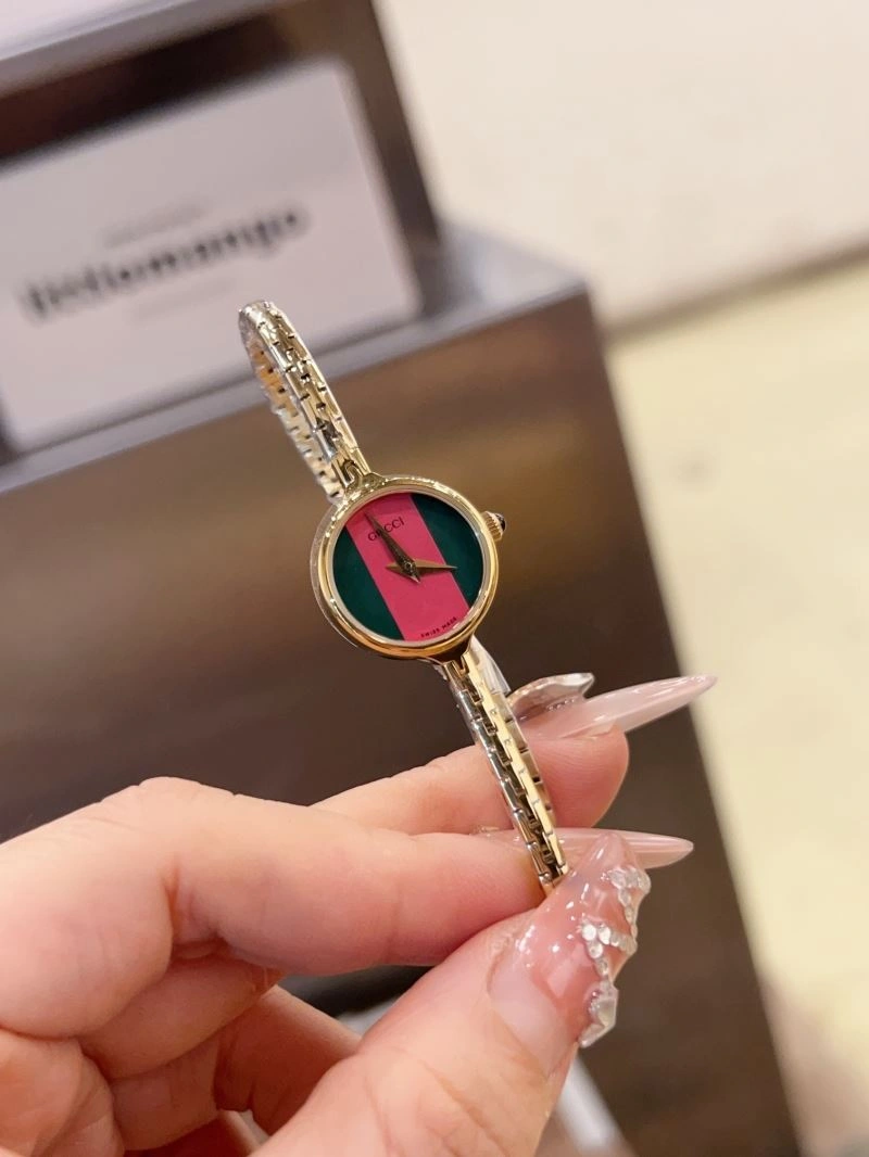 Classic GUCCI Watches 183358