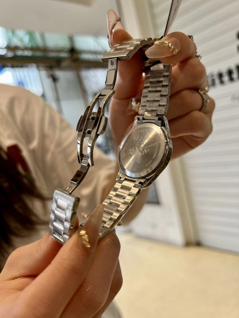 OdorResistant GUCCI Watches 183360