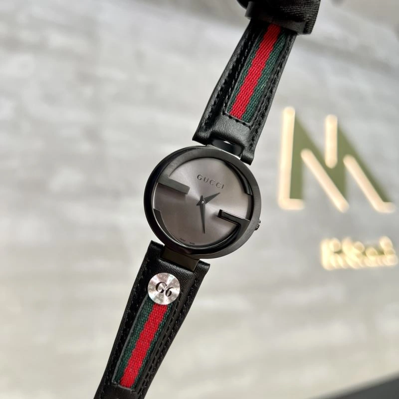 GUCCI Watches Popular 183340