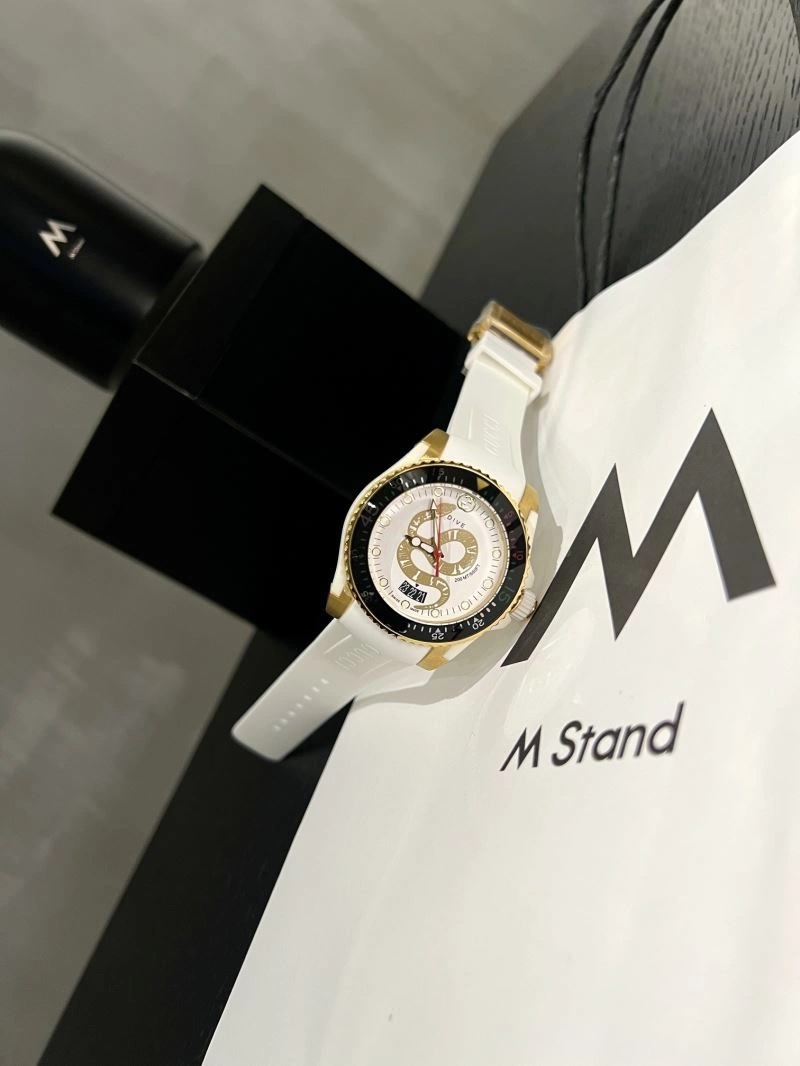 UrbanStyle GUCCI Watches 183339