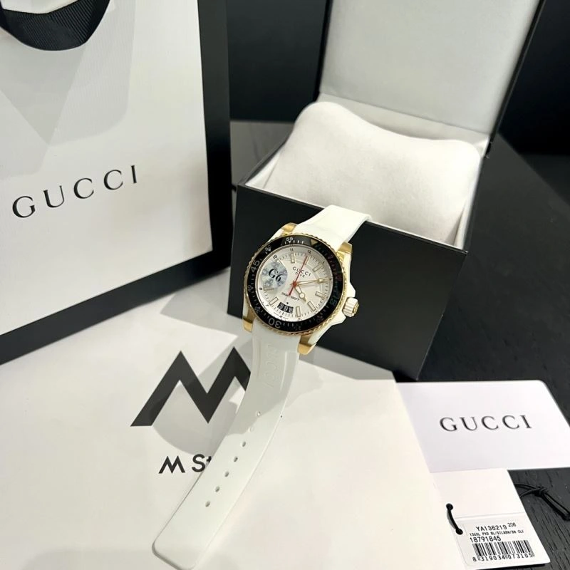 GUCCI Watches Bold 183337