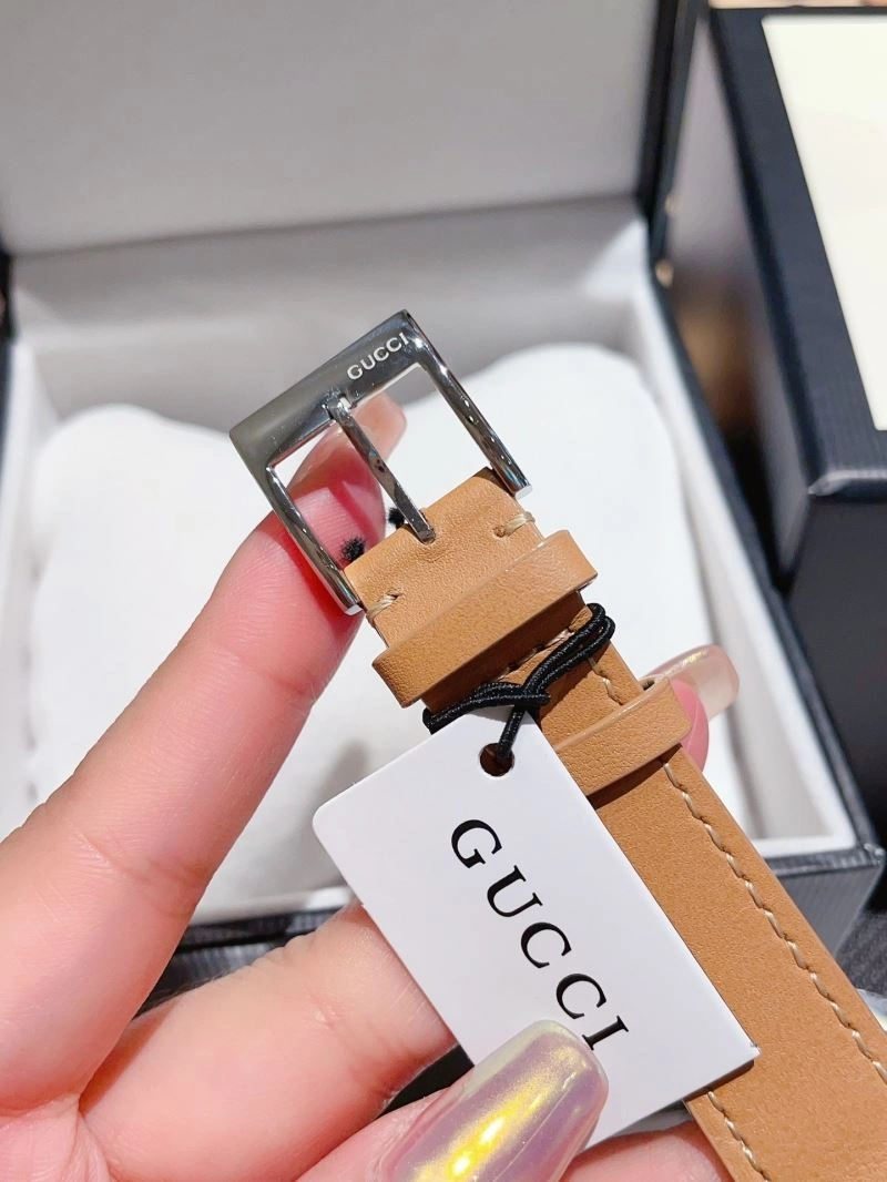 GUCCI Watches Snug 183333