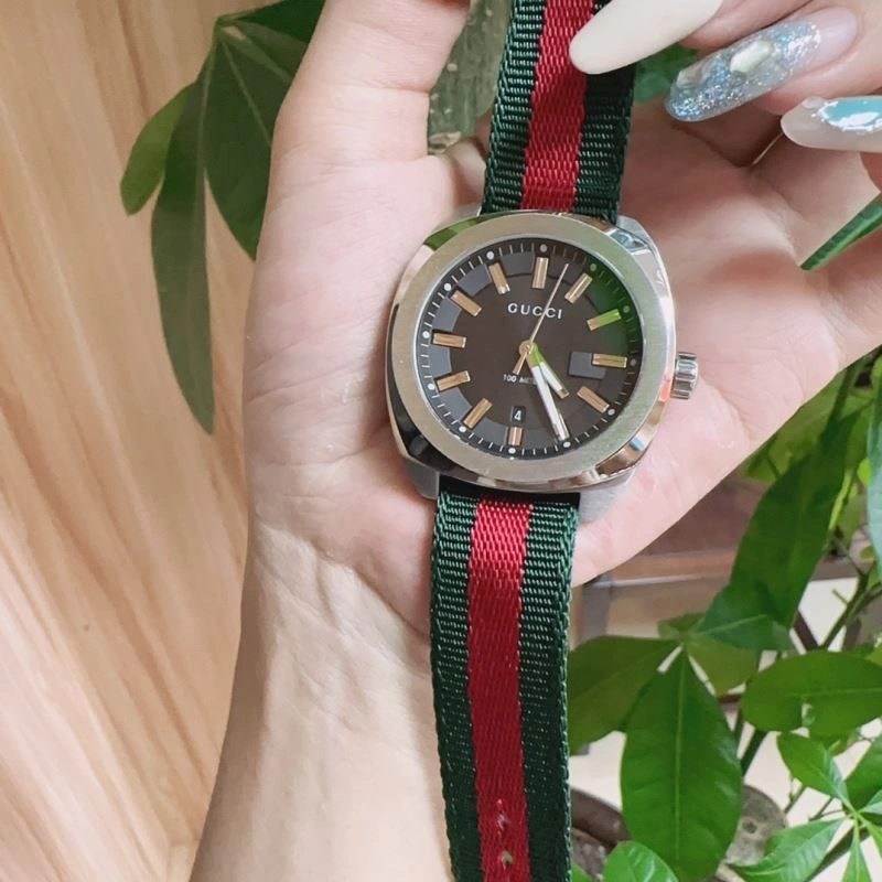 GUCCI Watches Effortless 183332