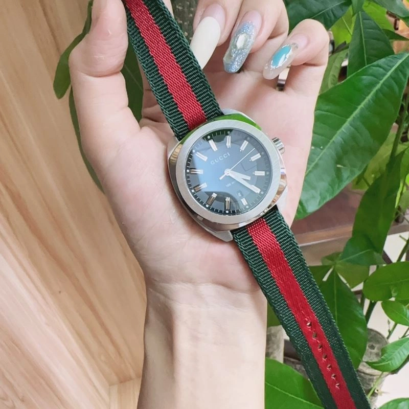 GUCCI Watches Effortless 183332