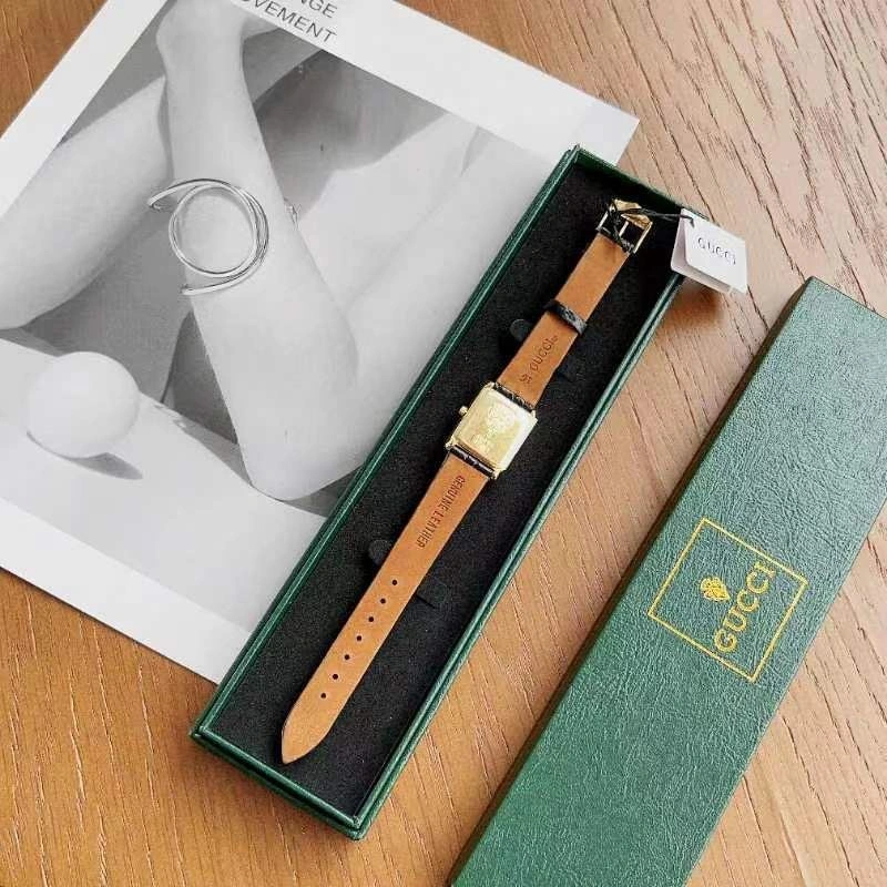 RelaxedFit GUCCI Watches 183327