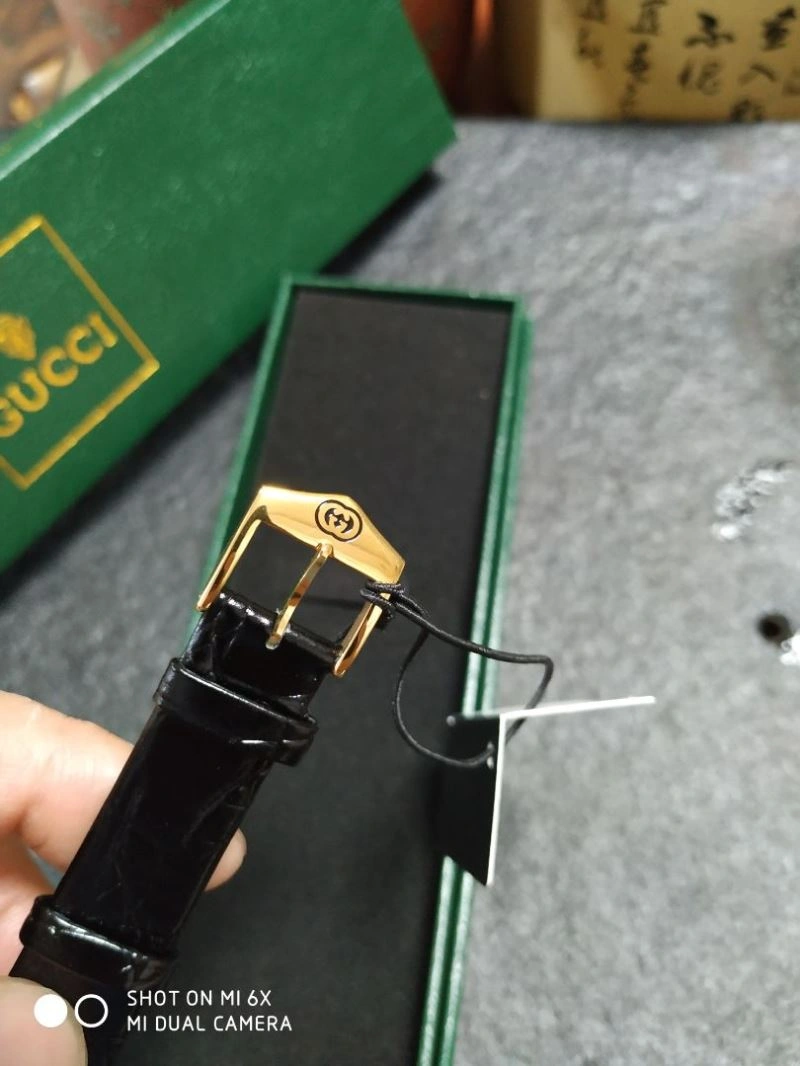 GUCCI Watches ComfortFit 183326