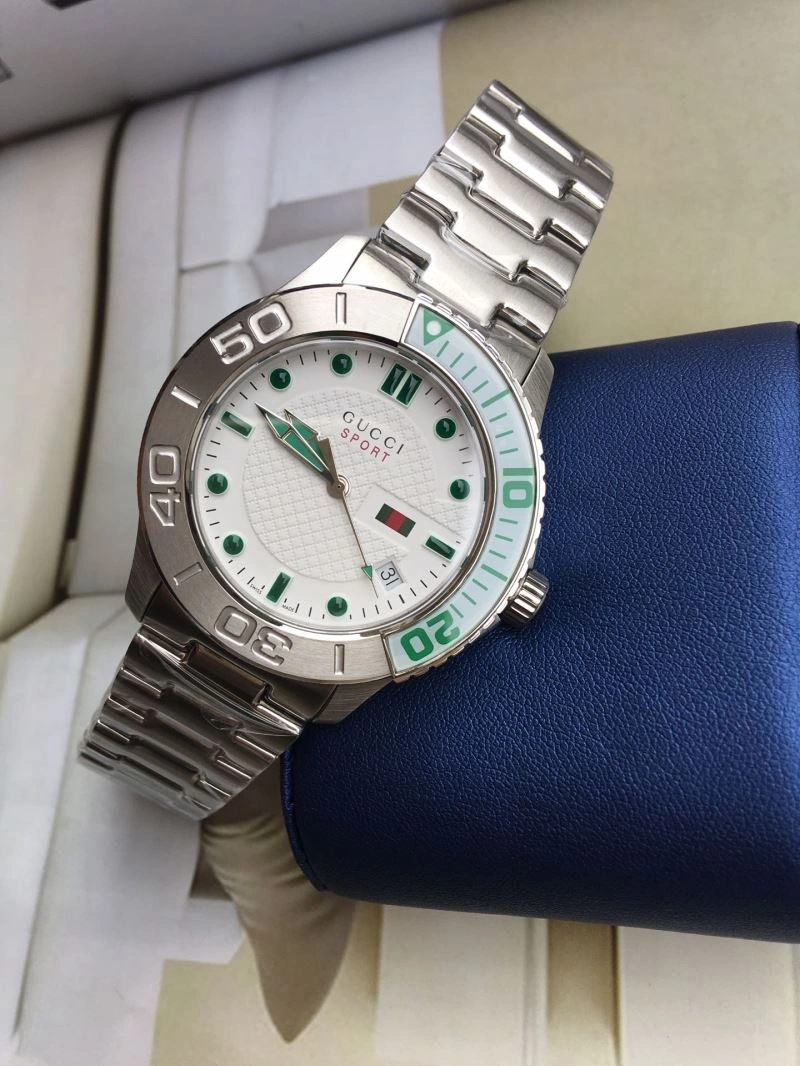Bold GUCCI Watches 183325