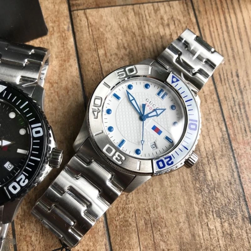 Soft GUCCI Watches 183328