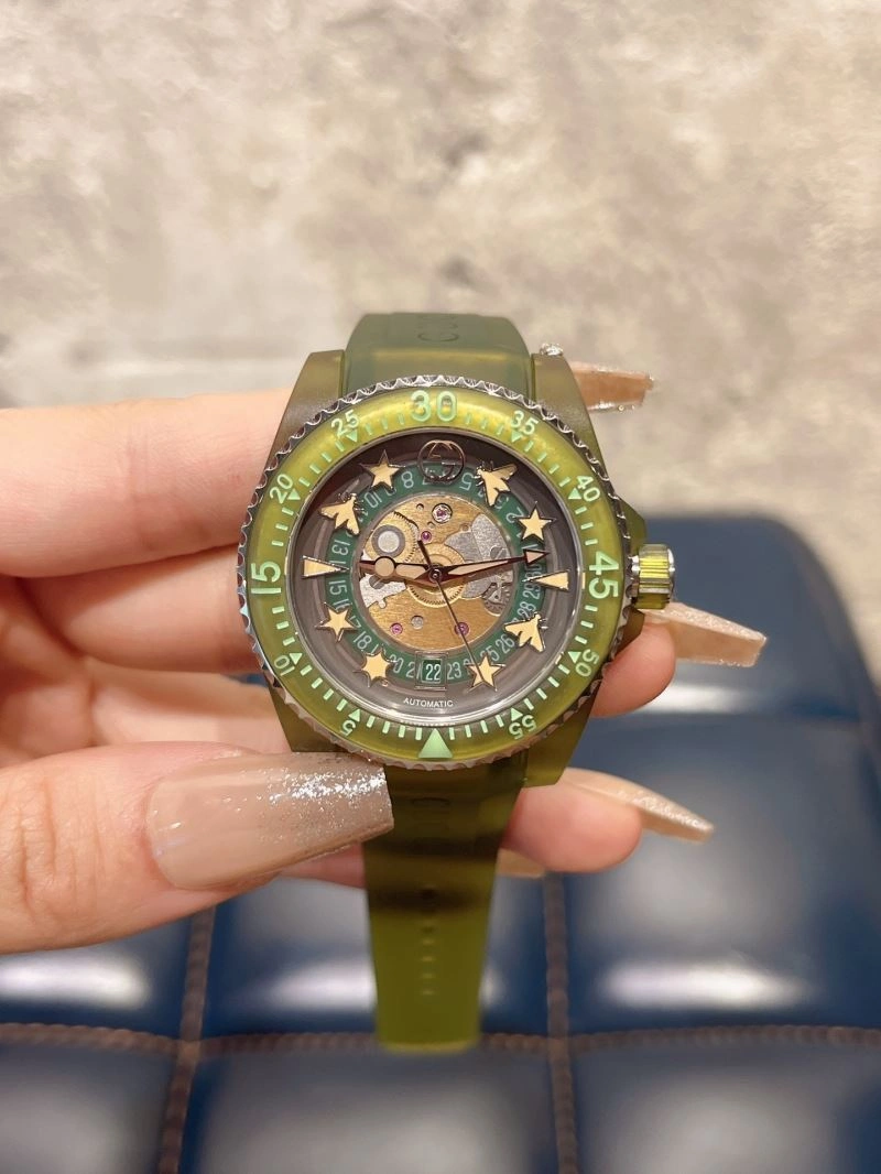 AllSeason GUCCI Watches 183313
