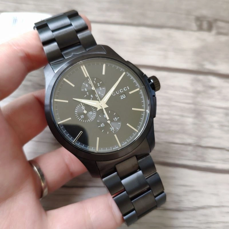 Sporty GUCCI Watches 183302