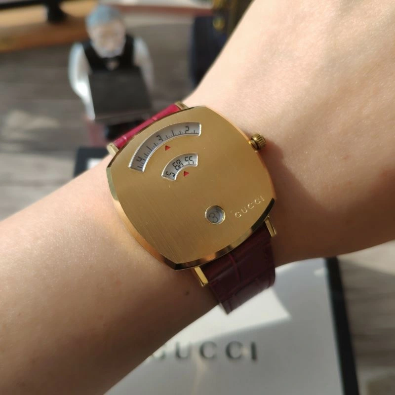 GUCCI Watches ZipUp 183318