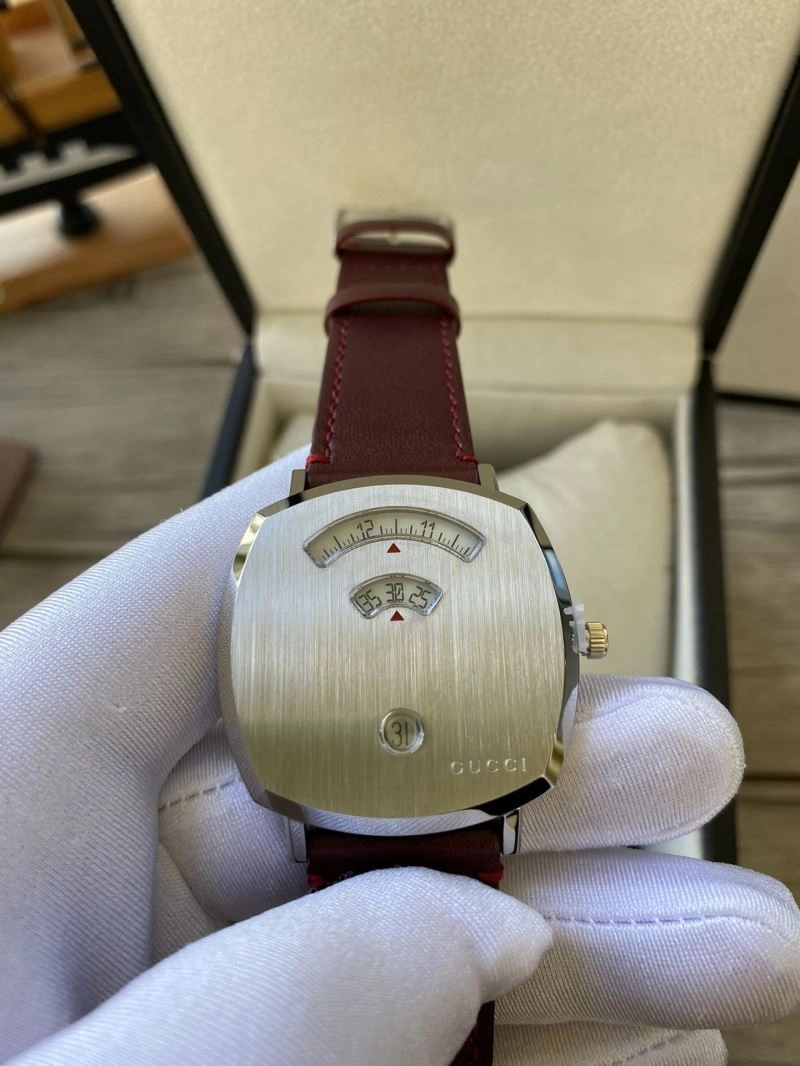 Stretchable GUCCI Watches 183320